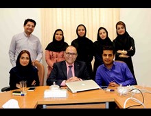 نشست آموزشی  مدیران ارشد شرکت سورنا تحت عنوان "مروری بر اصول بازاریابی و تکنیک های فروش " با حضور جناب آقای مهندس "علیرضا شکوهی"در یزد