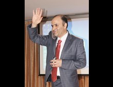استاد علیرضا شکوهی